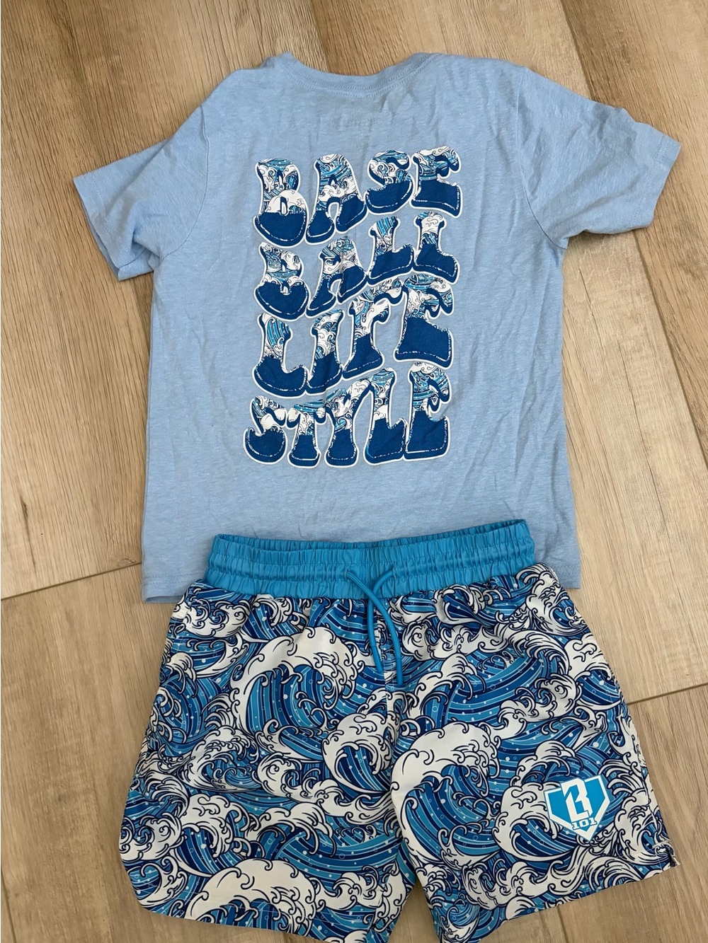 Baseball Lifestyle swim shorts and matching shirt